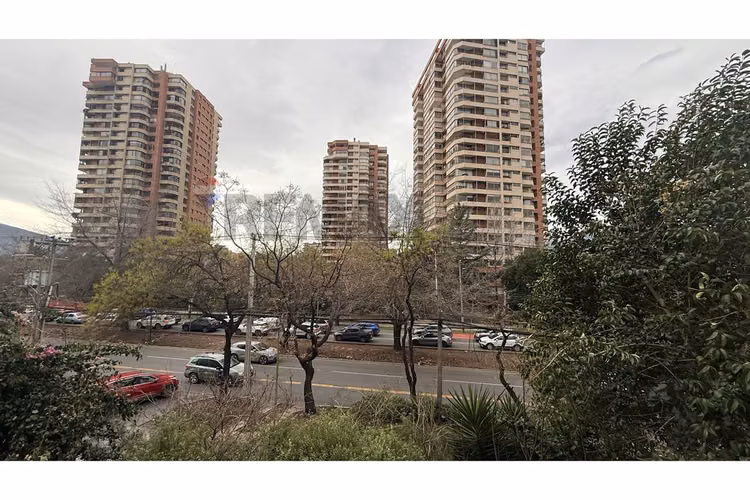 Departamento familiar cerca a metro y colegios - Imagen 21