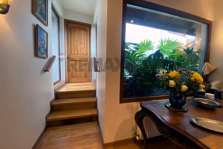 Exclusiva casa estilo chileno en lomas la dehesa