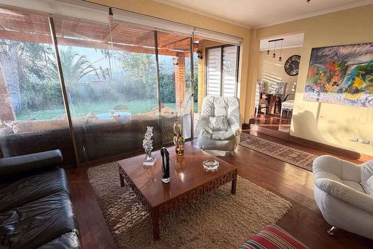 Bajó de precio! linda casa en condominio