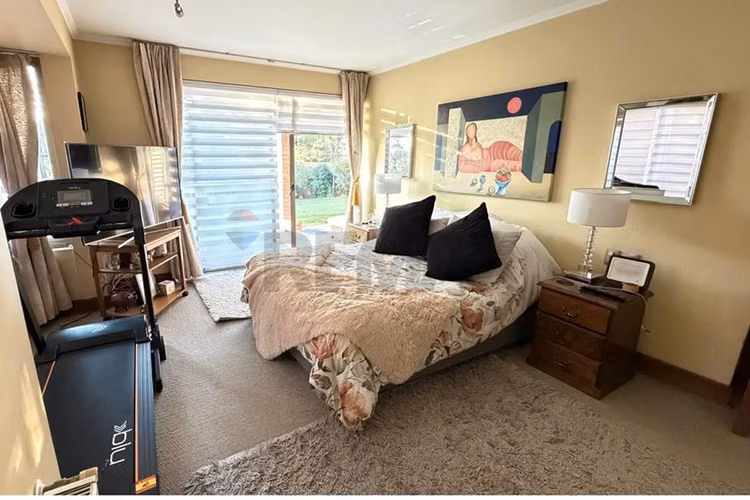 Bajó de precio! linda casa en condominio