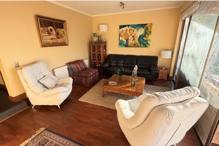 Bajó de precio! linda casa en condominio