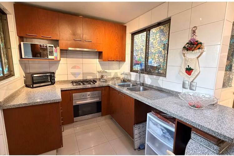 Bajó de precio! linda casa en condominio
