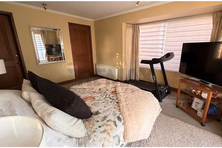 Bajó de precio! linda casa en condominio