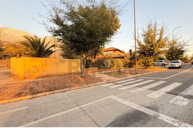 Bajó de precio! linda casa en condominio