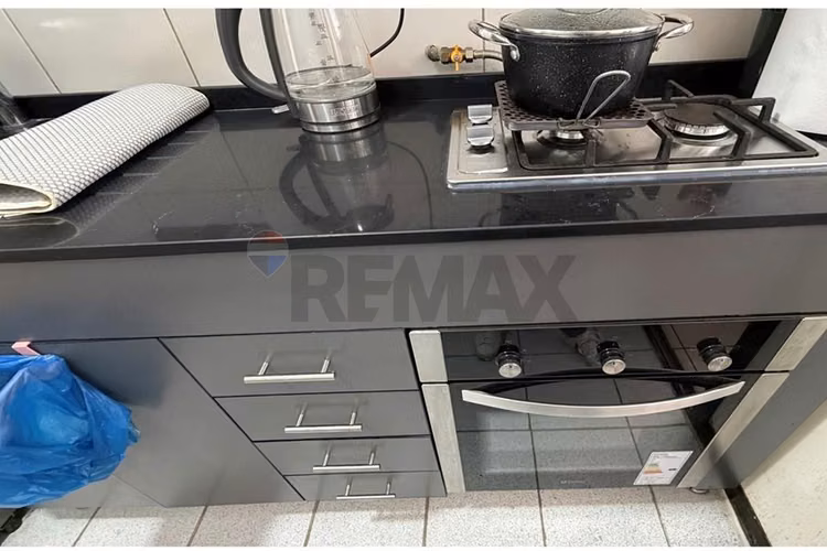 Lindo departamento remodelado, excelente ubicación
