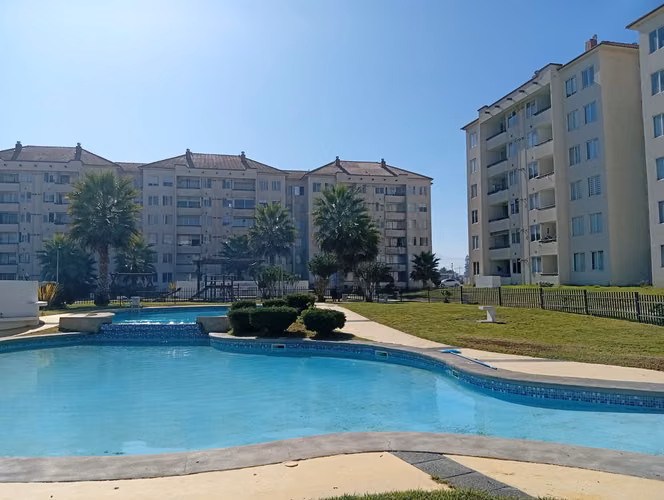 ACOGEDOR Y AMPLIO DEPARTAMENTO AMOBLADO  EN CONDOMINIO