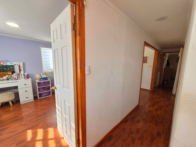AMPLIO TERRENO CON DOS CASAS, PISCINA Y QUINCHO, ALTO JAHUEL