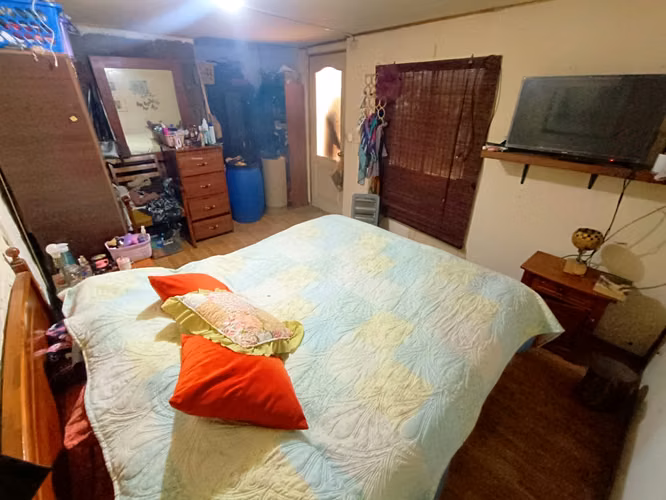 CASA CON 2 ENTRADAS INDEPEDIENTES