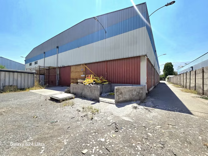 VENTA INDUSTRIAL 15HAB 7BA MACUL