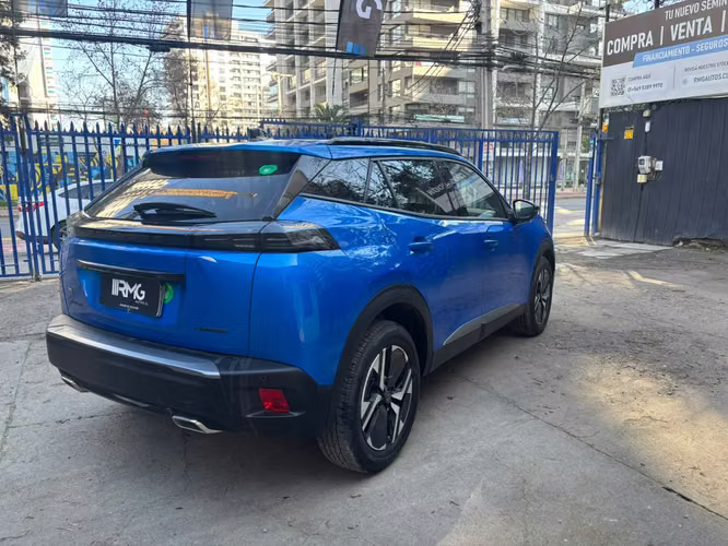2025 Peugeot 2008 1.2 ALLURE PACK PURETECH 130HP 4X2 EAT8 5P.