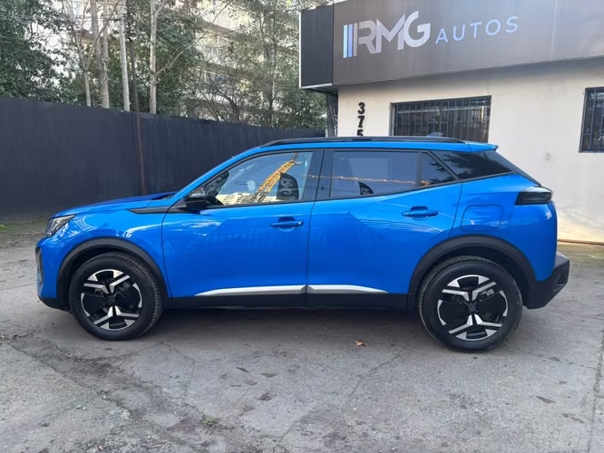 2025 Peugeot 2008 1.2 ALLURE PACK PURETECH 130HP 4X2 EAT8 5P.