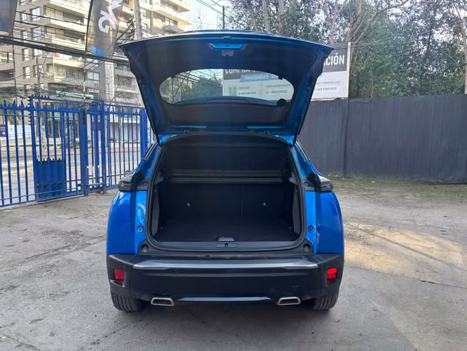 2025 Peugeot 2008 1.2 ALLURE PACK PURETECH 130HP 4X2 EAT8 5P.