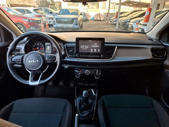 KIA RIO 4 2023