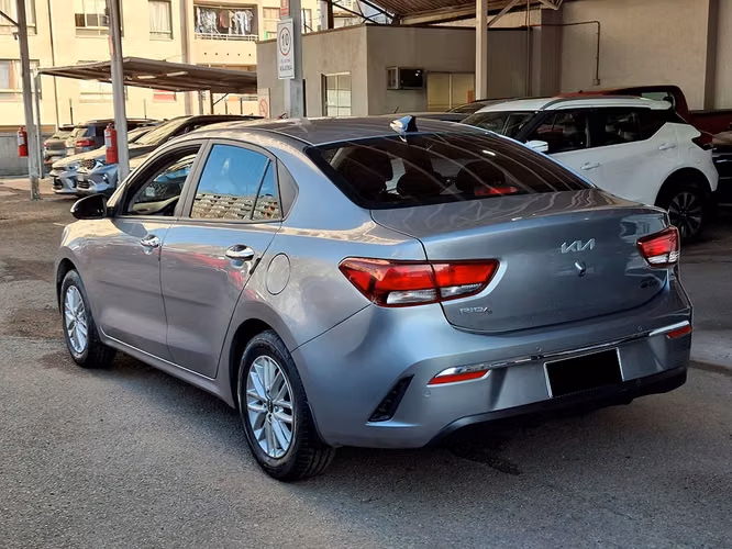 KIA RIO 4 2023