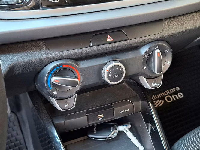 KIA RIO 4 2023