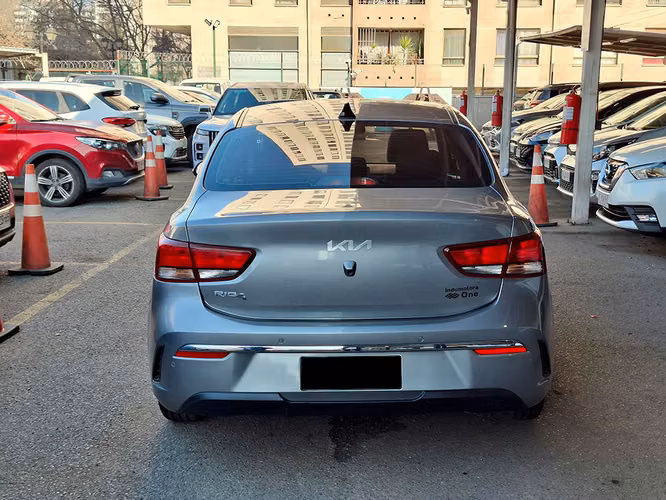 KIA RIO 4 2023