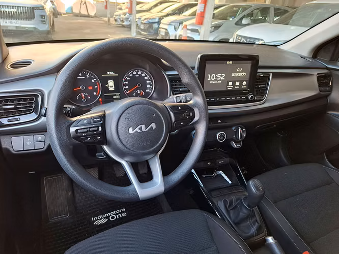 KIA RIO 4 2023