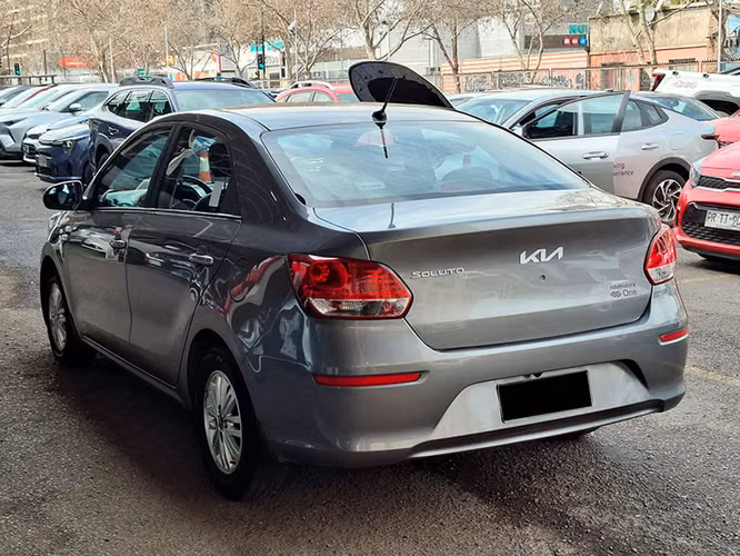 KIA SOLUTO 2025
