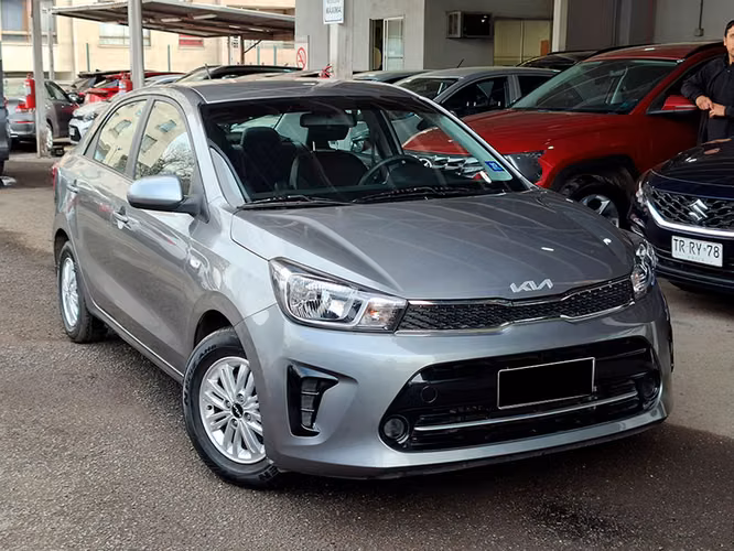 KIA SOLUTO 2025