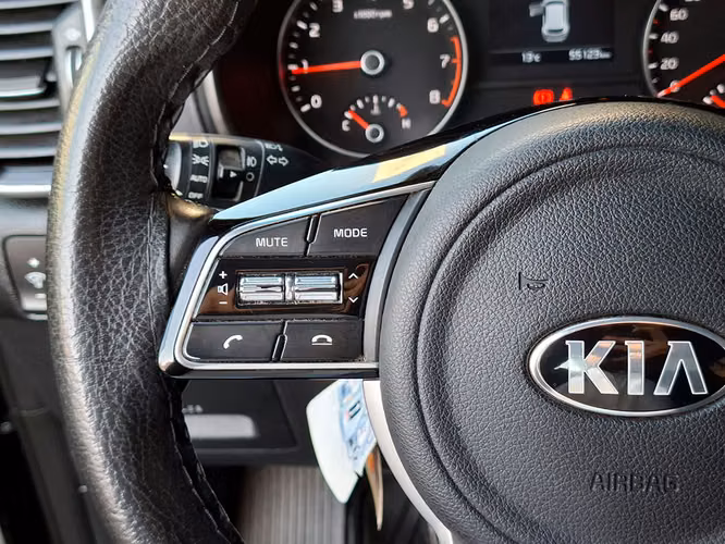 KIA SPORTAGE 2021