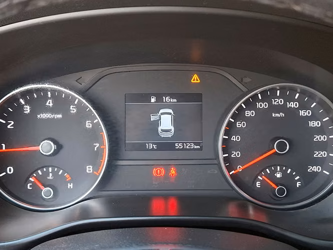 KIA SPORTAGE 2021