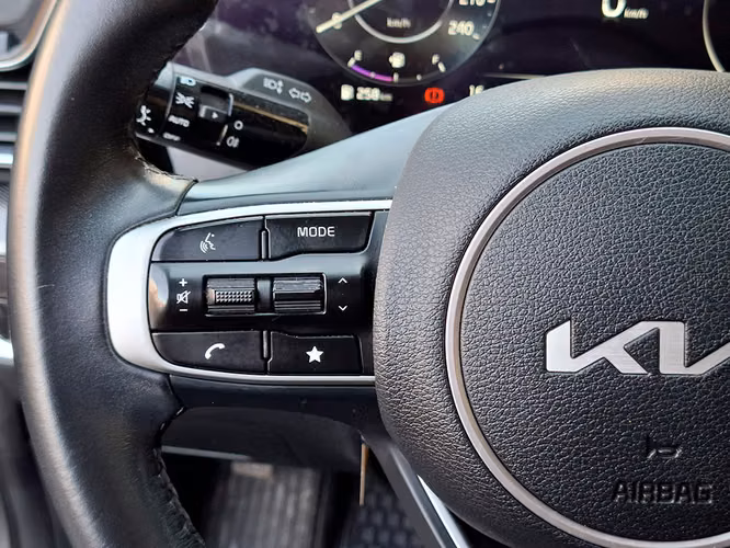 KIA SPORTAGE 2024