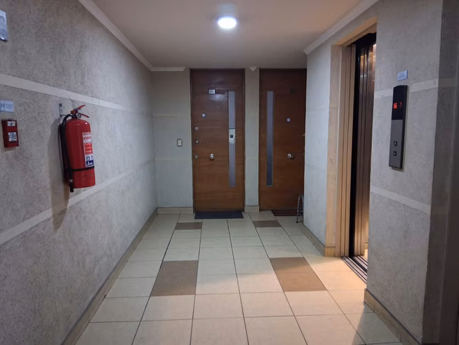Conectividad y comercios, a pasos del metro.