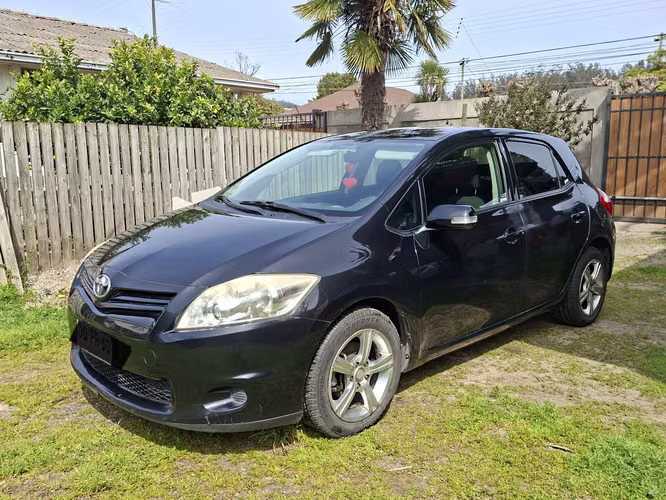 TOYOTA AURIS, UNICO DUEÑO, VENDO