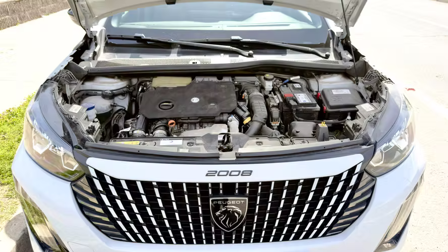 Peugeot 2008 1.5 ALLURE PACK BLUEHDI 130HP DIESEL 4X2 EAT8 5P