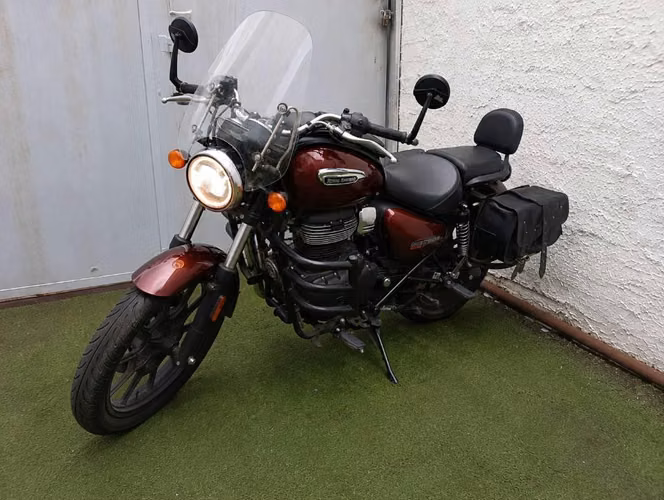 Royal Enfield Meteor  km – Equipada – Excelente estado