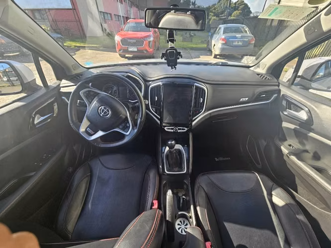 Brilliance V3 año 2022