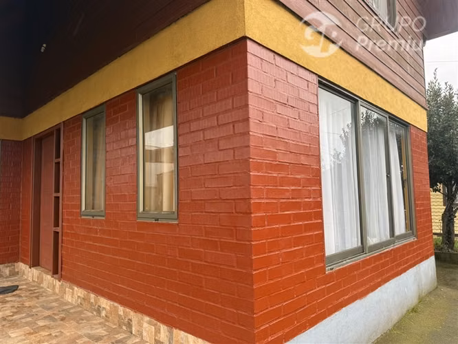 Venta-casa-Villarrica-4 dormitorios-150/200mts2