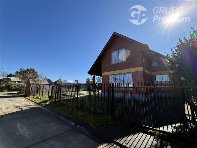 Venta-casa-Villarrica-4 dormitorios-150/200mts2