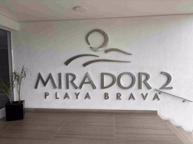 Frente a Playa Brava, Mirador 2 - Imagen 29