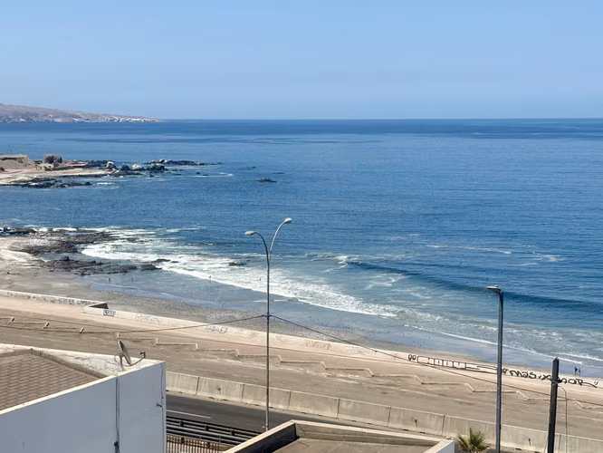 Vendo hermosa casa frente a Playa Huayquique