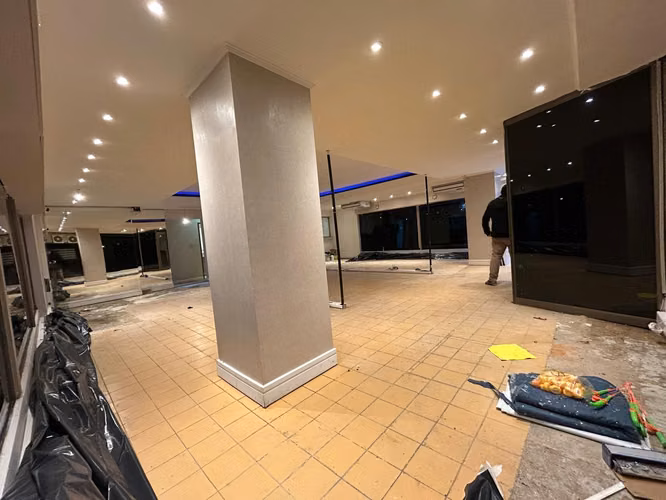Local comercial en venta frente a Tribunales – Barros Arana