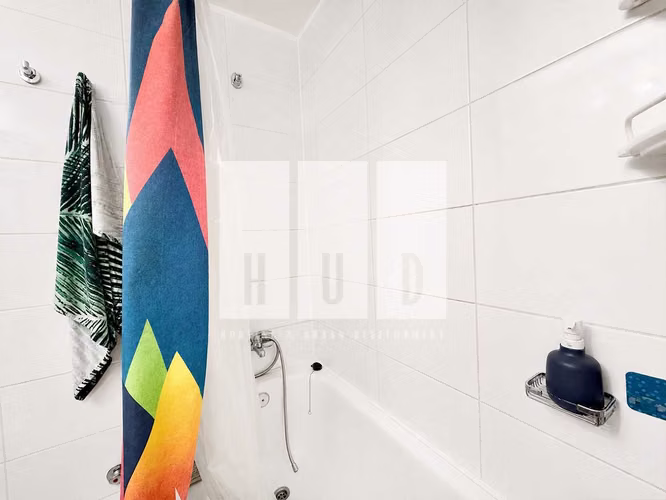 ESPECTACULAR departamento en pleno centro! (180087)
