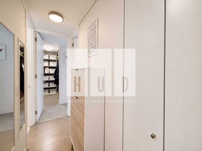 ESPECTACULAR departamento en pleno centro! (180087)