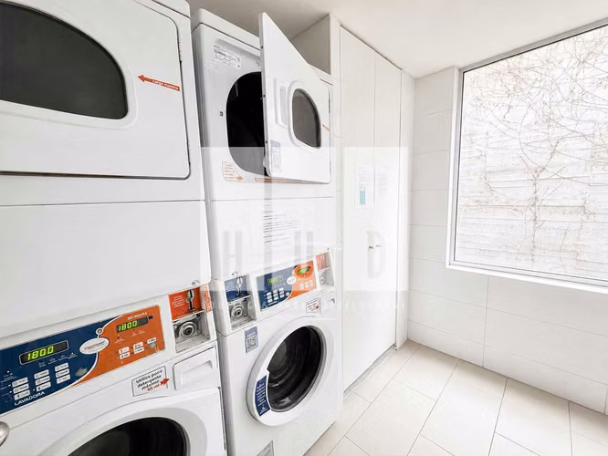 ESPECTACULAR departamento en pleno centro! (180087)