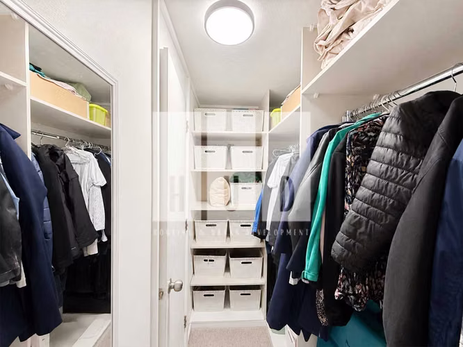ESPECTACULAR departamento en pleno centro! (180087)