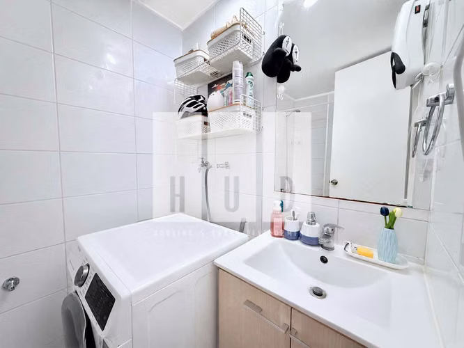 ESPECTACULAR departamento en pleno centro! (180087)