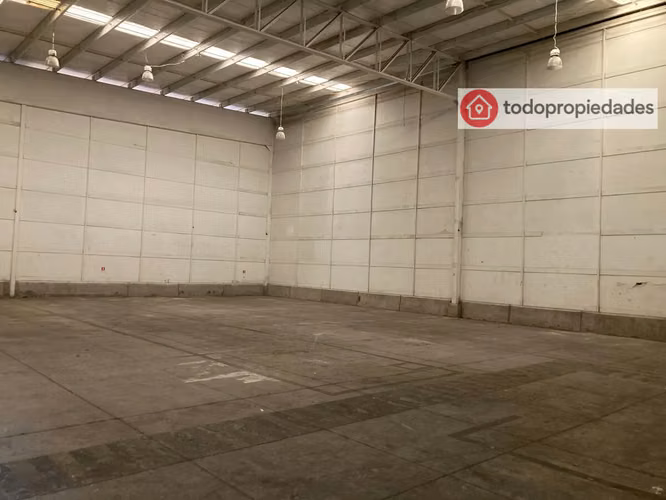 Bodega 500 M2 + Oficina Vespucio - Imagen 2