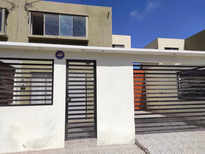 Cód-131 Casa Condominio Reina del Tamarugal II