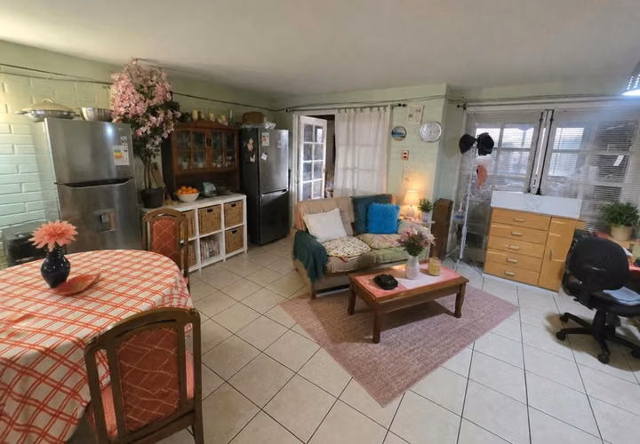 VENTA CASA EN CIUDAD SATÉLITE MAIPÚ  3H 3B 1E - Imagen 3