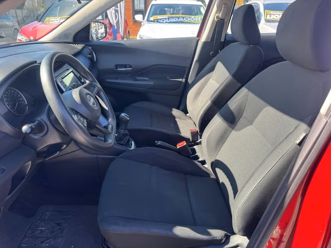 NISSAN  KICKS 2023