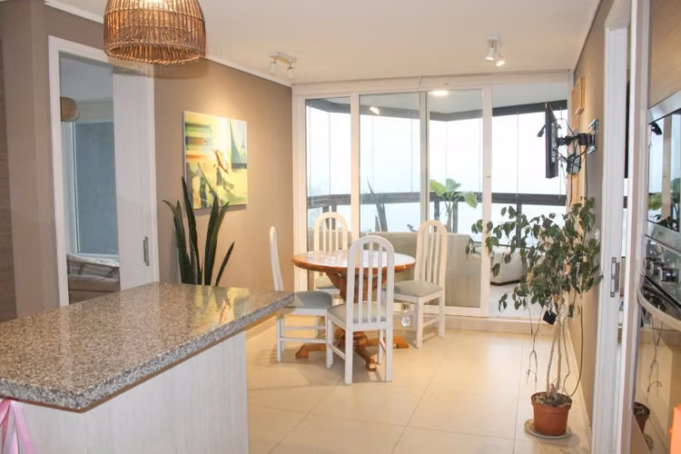 Departamento CERCANO A AV. COSTA DE MONTEMAR CON LAS PIMPINELAS