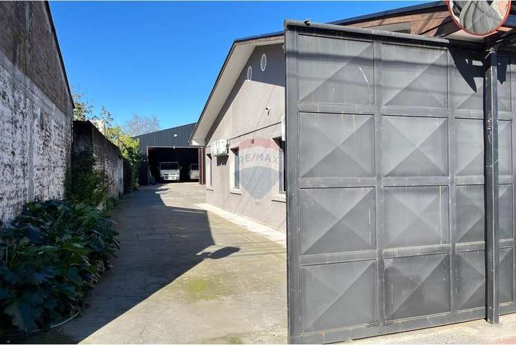 Se venden oficinas con galpon como nuevas - Imagen 20