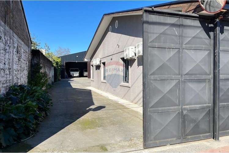Se venden oficinas con galpon como nuevas - Imagen 13