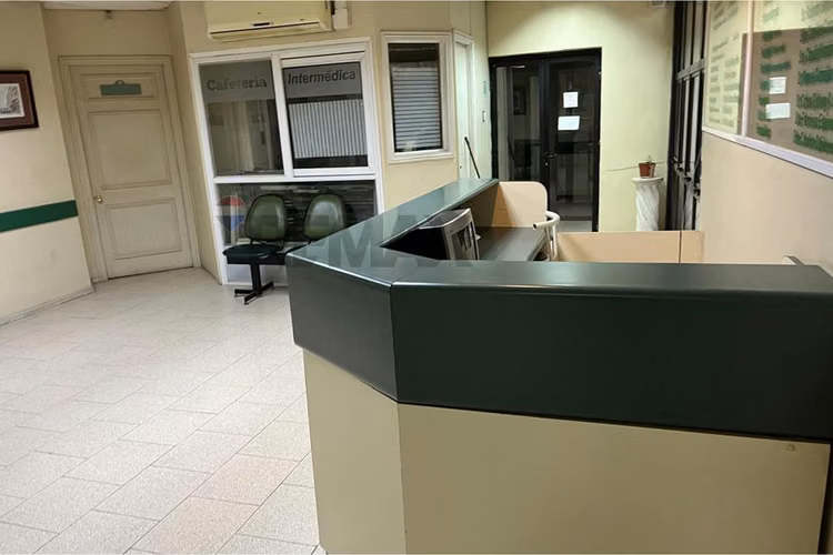 Se arrienda piso 2 clinica intermedica talca - Imagen 8