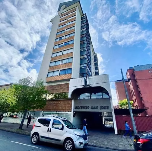 GRAN DEPARTAMENTO EN VENTA CENTRO 4D Y 3B